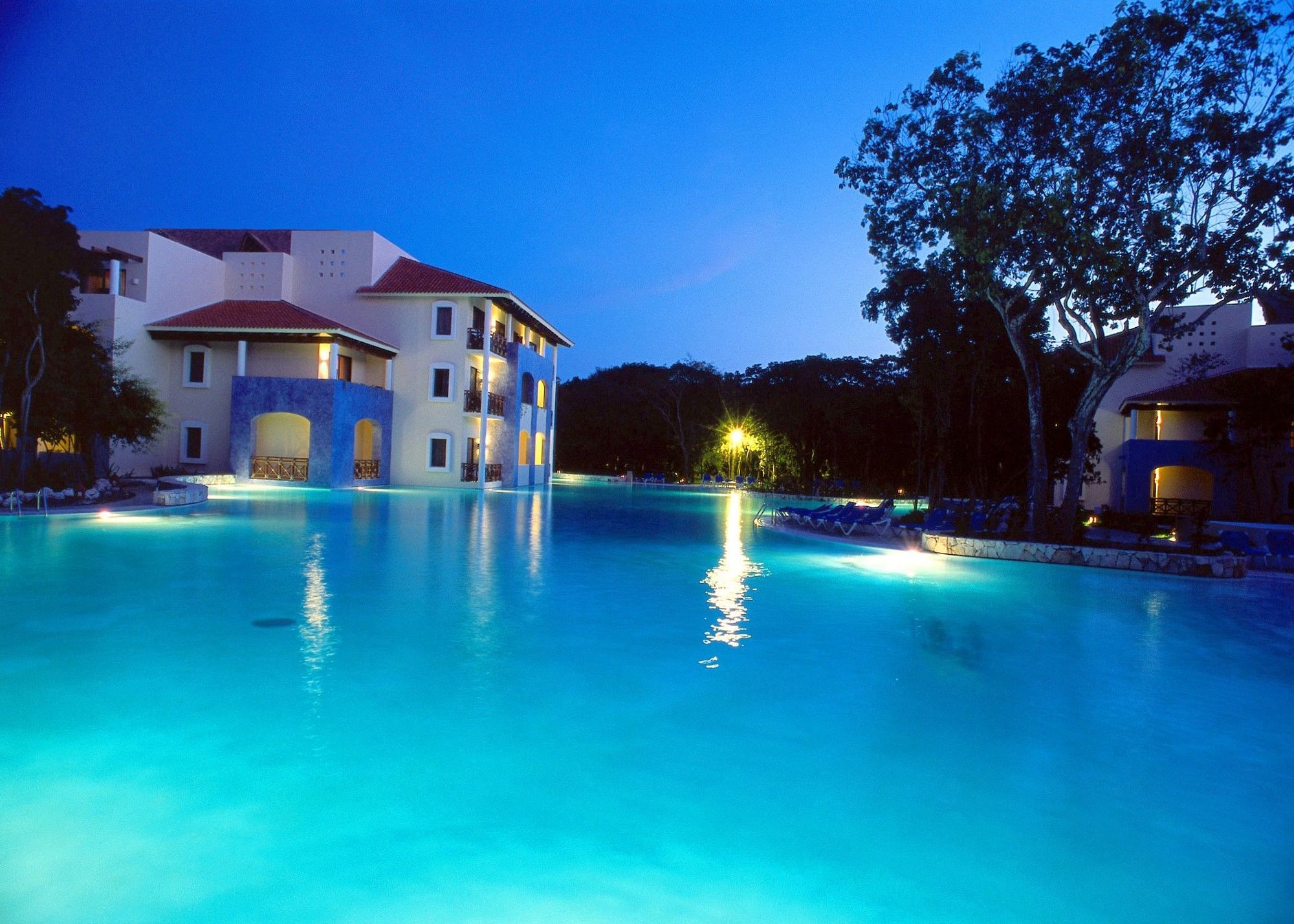 Occidental Grand Xcaret All Inclusive Hotel Los Dos Compadres Exterior foto